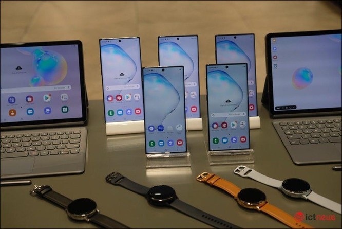 Hình ảnh bộ đôi Galaxy Note 10 tại Việt Nam: màn hình đẹp, bút S Pen mạnh, camera nhiều tính năng hơn ảnh 1