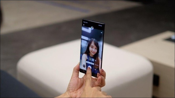 Hình ảnh bộ đôi Galaxy Note 10 tại Việt Nam: màn hình đẹp, bút S Pen mạnh, camera nhiều tính năng hơn ảnh 9