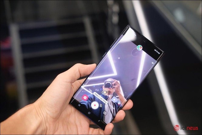 Hình ảnh bộ đôi Galaxy Note 10 tại Việt Nam: màn hình đẹp, bút S Pen mạnh, camera nhiều tính năng hơn ảnh 11