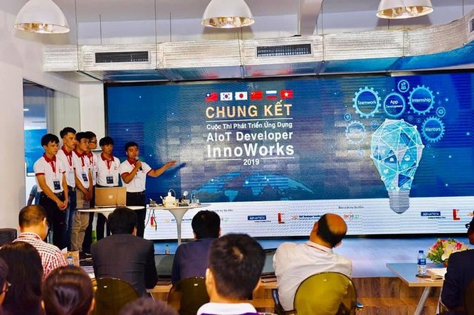 Sinh viên Bách khoa Hà Nội giành giải Nhất cuộc thi phát triển ứng dụng InnoWorks 2019 ảnh 1