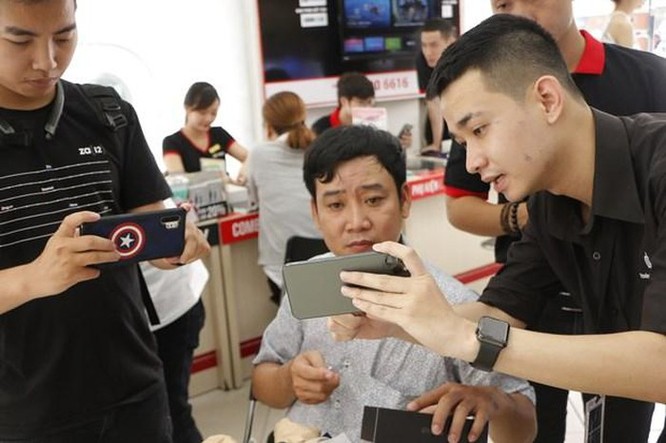 iPhone 11 chính hãng bắt đầu bán ở Việt Nam với giá từ 22 triệu đồng ảnh 1