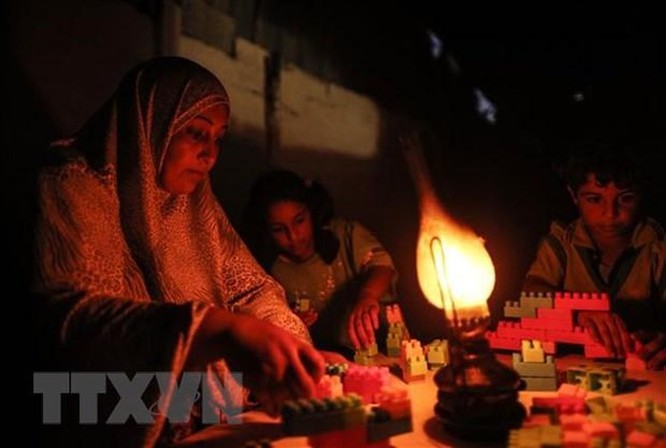 Israel cắt điện cung cấp cho người Palestine tại Bờ Tây ảnh 1