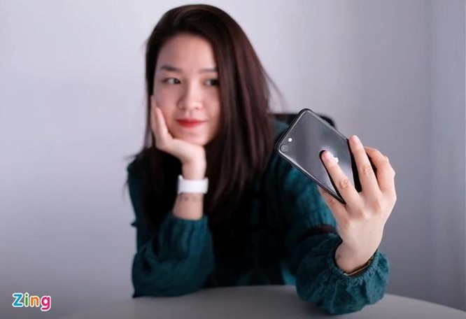 iPhone SE 2020 chính hãng giảm giá dù chưa lên kệ tại Việt Nam ảnh 2