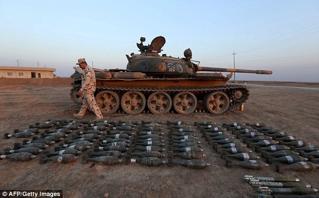 Vũ khí của IS do quân đội Iraq tịch thu được tại Mosul