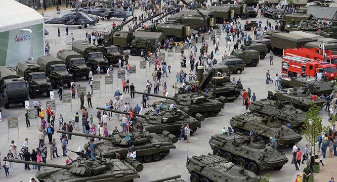 Một triển lãm các loại vũ khí, phương tiện chiến đấu do Nga sản xuất