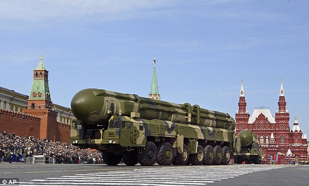 Tên lửa hạt nhân liên lục địa Topol-M của Nga