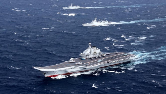 Trung Quốc đang cố gắng xây dựng cụm tác chiến tàu sân bay râp khuôn mô hình Mỹ