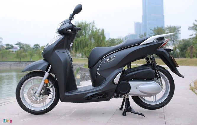 Cận cảnh Honda SH 300i ABS giá 248 triệu vừa ra mắt ở Việt Nam ảnh 13