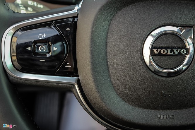 Volvo S90: Giá hơn 2 tỷ, cạnh tranh E-Class tại VN ảnh 7