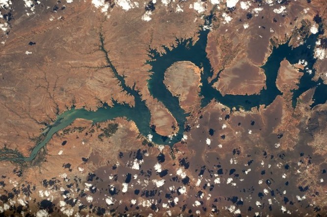 Những hình ảnh đẹp nhất của Trái Đất năm 2016 nhìn từ ISS ảnh 2