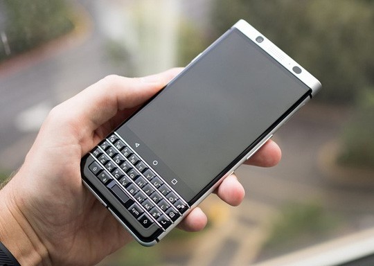 Cận cảnh BlackBerry Mercury với bàn phím cứng ảnh 1