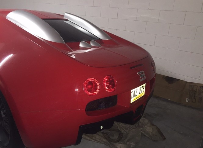 Bugatti Veyron nhái như thật giá 75.000 USD ảnh 1