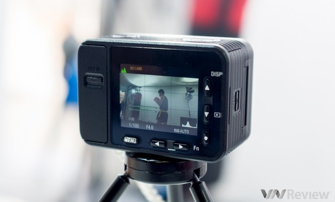 Cận cảnh Sony RX0 tại Việt Nam: Camera siêu nhỏ dùng ống kính Zeiss ảnh 3