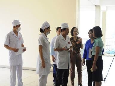 Quận Long Biên, Hà Nội diễn tập điều tra, xử lý ngộ độc thực phẩm ảnh 1