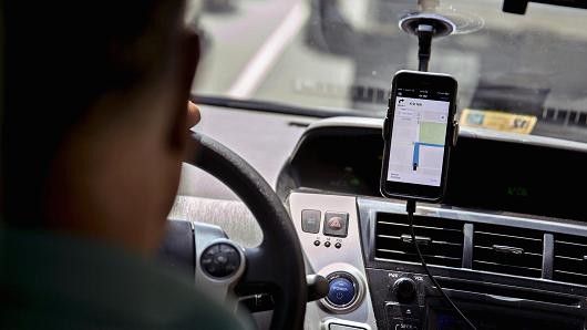 Bộ trưởng GTVT: Uber, Grab lỗ nặng vì giảm giá để “giết” taxi truyền thống? ảnh 2