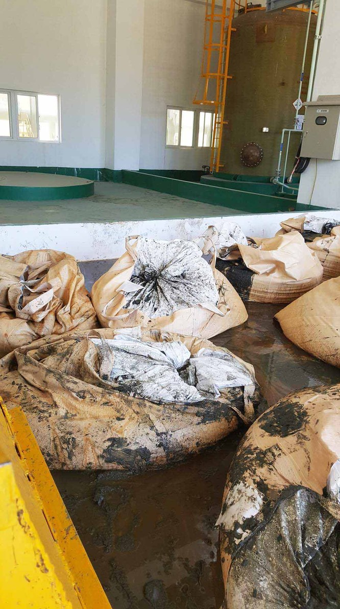 Cảnh chất thải công nghiệp ‘đóng gói’ ngập tràn Formosa ảnh 5