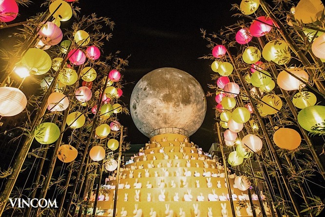 Bất ngờ với kỷ lục mới – “siêu trăng” khổng lồ tại Việt Nam ảnh 1