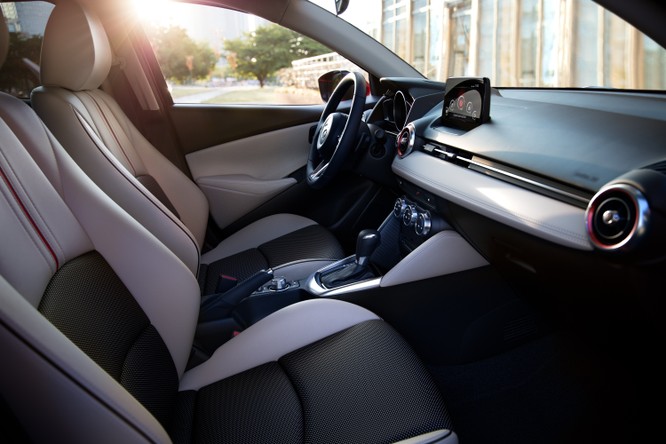 Giá bán tạm tính từ 509 triệu đồng, Mazda2 New sắp ra mắt có gì đặc biệt? ảnh 6