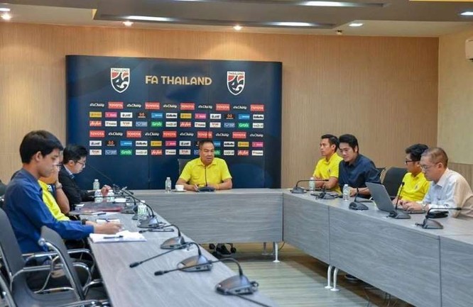Chủ tịch FAT Somyot, người đứng sau các thất bại của bóng đá Thái Lan ảnh 1