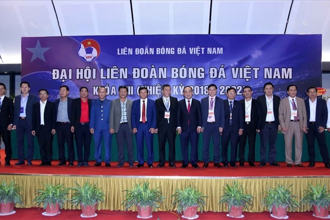 Những vụ việc lùm xùm được Đại hội Liên đoàn bóng đá Việt Nam khóa 8 đã báo hiệu một nhiệm kỳ không yên ả cho ngôi nhà bóng đá của đất nước hình chữ S (ảnh VFF)
