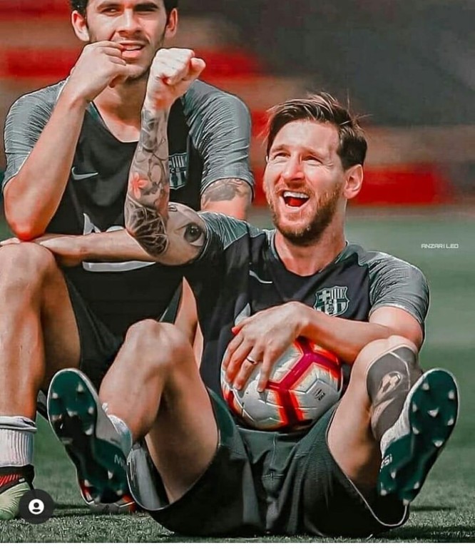 Leo Messi rời Barcelona trong nuối tiếc ảnh 1