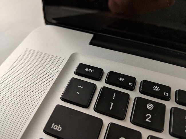 4 tính năng giúp MacBook Pro phiên bản cũ vượt trội so với MacBook 2016 ảnh 2