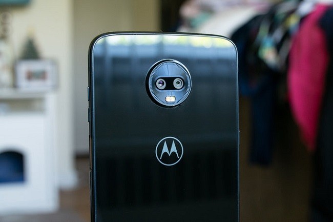 Đánh giá Motorola Moto Z3: thiết kế đẹp, cấu hình khá ảnh 4