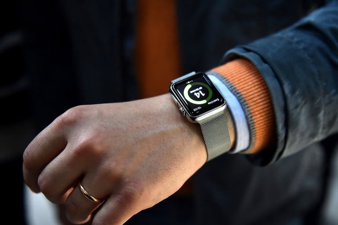 Tiết lộ thêm thông tin chi tiết về Apple Watch Series 4 ảnh 1