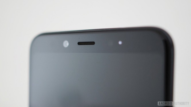 Xiaomi Mi A2: Siêu phẩm hay bom xịt? ảnh 4