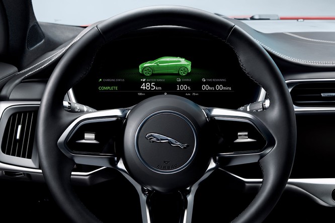 Jaguar I-PACE 2019: Quyết đấu đầu với đối thủ Tesla ảnh 23