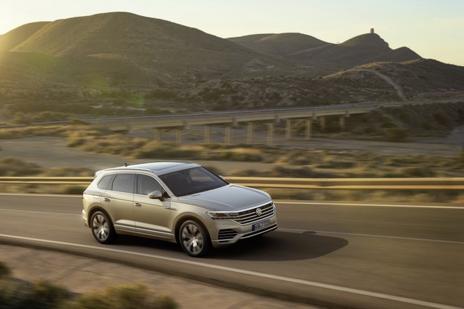 Volkswagen Touareg 2019 chính thức trình làng, to hơn, nhẹ hơn và đầy ắp công nghệ ảnh 12