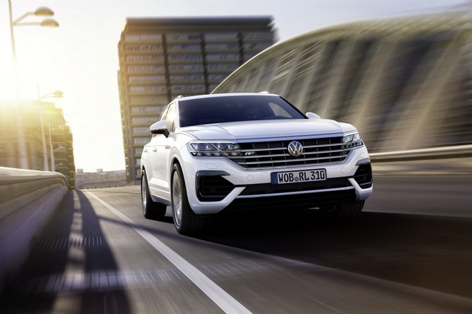 Volkswagen Touareg 2019 chính thức trình làng, to hơn, nhẹ hơn và đầy ắp công nghệ ảnh 18