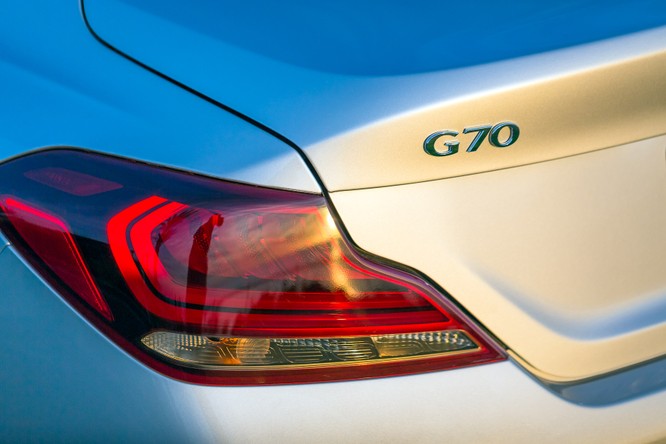 Genesis G70 2019: Đối đầu trực tiếp với BMW 3-Series ảnh 8