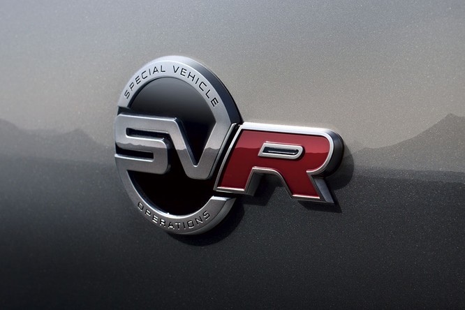 Jaguar trình làng F-PACE SVR, thách thức Porsche Cayenne S ảnh 10