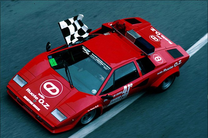 Chiếc Safety Car trong giải đua F1 đã ra đời như thế nào? ảnh 5