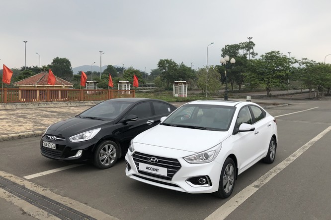 Hyundai Accent thế hệ mới chưa ra mắt, đã lăn bánh trên đường Hà Nội ảnh 1