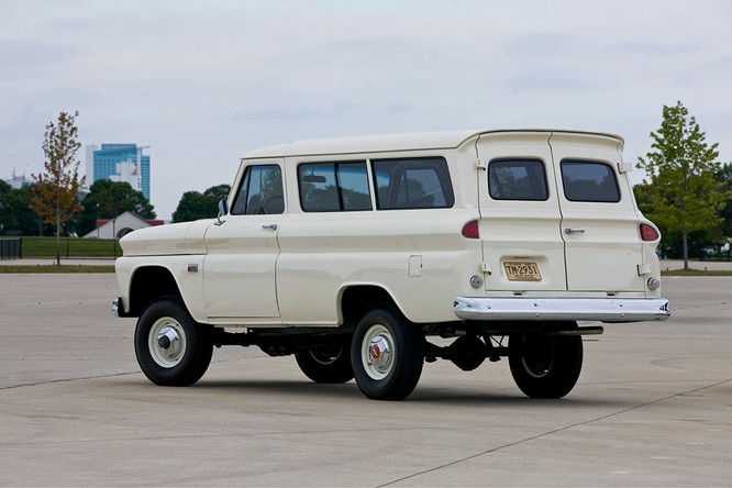 Nhìn lại lịch sử hình thành dòng SUV của Chevrolet ảnh 13