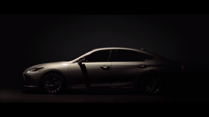 Lexus bất ngờ tiết lộ những hình ảnh đầu tiên của ES 2019 thế hệ mới ảnh 2