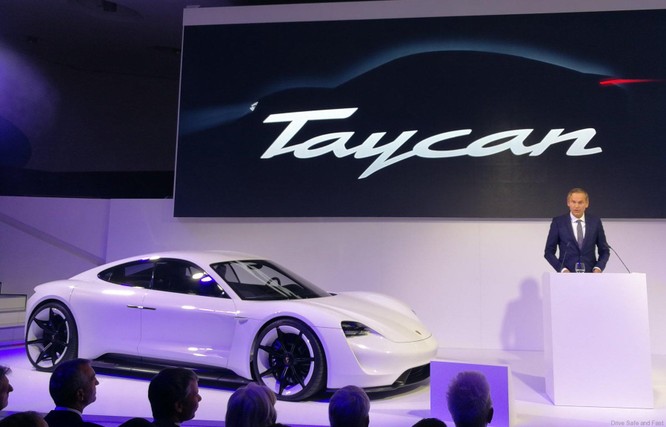 Porsche Taycan sẽ là tên gọi chính thức của dự án Mission E Concept ảnh 1