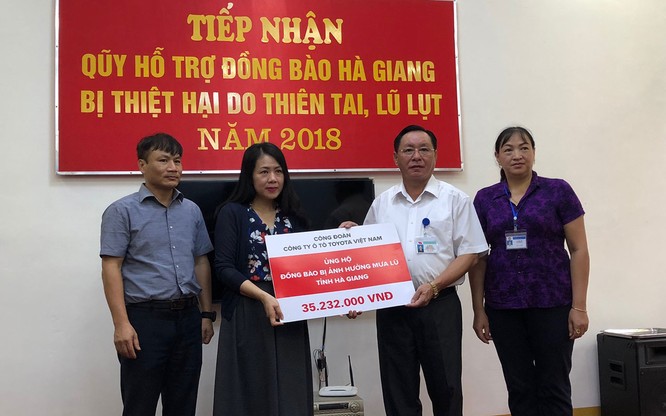 Toyota Việt Nam ủng hộ đồng bào bị lũ lụt tại Lai Châu và Hà Giang ảnh 1
