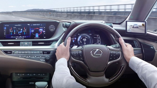 Gương chiếu hậu kỹ thuật số sẽ là trang bị trên Lexus ES 2019 ảnh 5