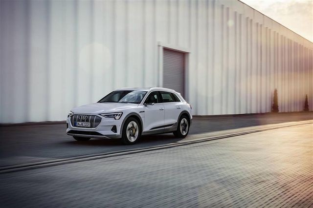 Audi sẽ ra Q5 chạy điện vào năm 2020 ảnh 3
