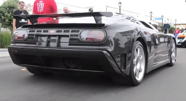 Chiêm ngưỡng chiếc Bugatti EB110 SS duy nhất trên thế giới toàn thân bằng sợi carbon ảnh 1