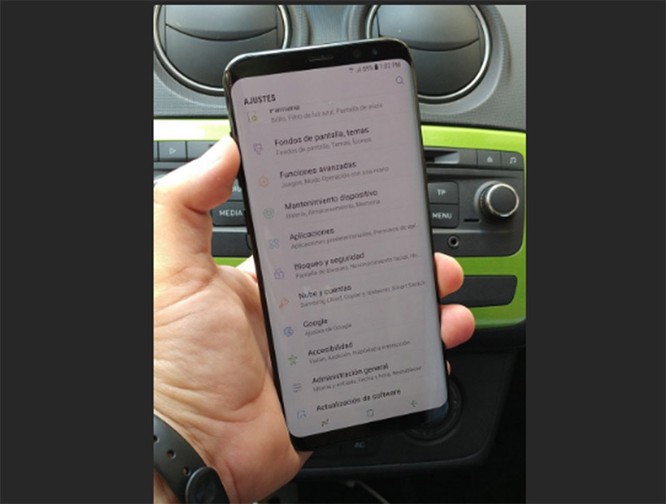 Lộ ảnh Galaxy S8 Plus đang hoạt động và các phụ kiện dành cho S8 ảnh 4
