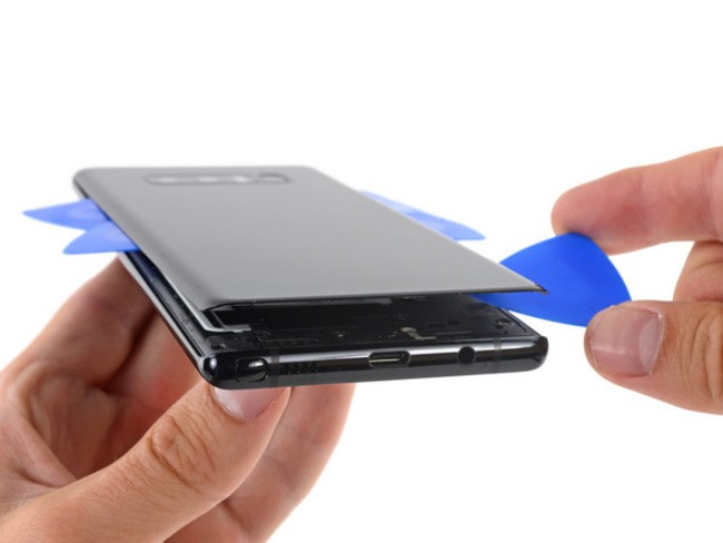 “Giải phẫu” Galaxy Note 8: không dễ sửa đối với thợ “tay mơ” ảnh 1