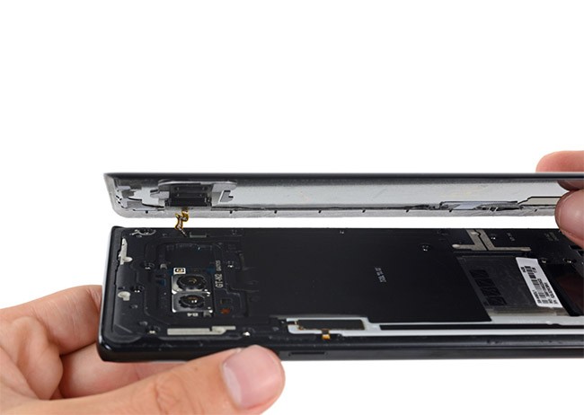 “Giải phẫu” Galaxy Note 8: không dễ sửa đối với thợ “tay mơ” ảnh 2
