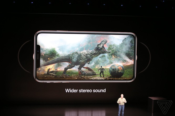 Bộ 3 iPhone 2018 đã ra mắt: không có nhiều khác biệt với tin đồn, nhiều màu sắc, giá khởi điểm từ 749 USD ảnh 39