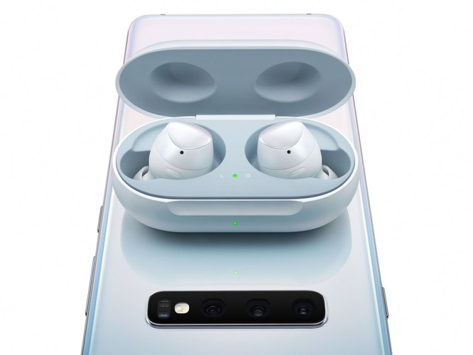 Đánh giá tai nghe không dây AirPods của Apple và Galaxy Buds của Samsung ảnh 7