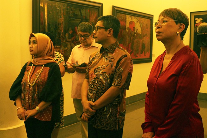 Bảo tàng Mỹ thuật Việt Nam đón các đại sứ và đại diện UNESCO tham quan tìm hiểu tranh sơn mài ảnh 10