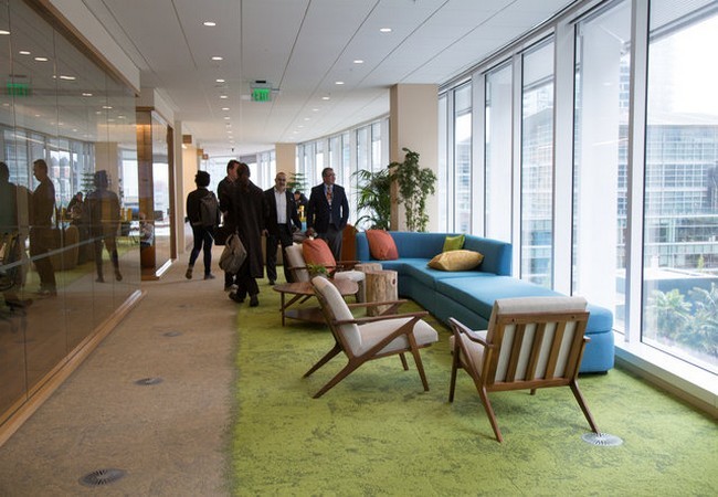 Kỳ lạ: nhân viên công ty Salesforce chỉ muốn làm việc tại văn phòng, không muốn về nhà ảnh 11